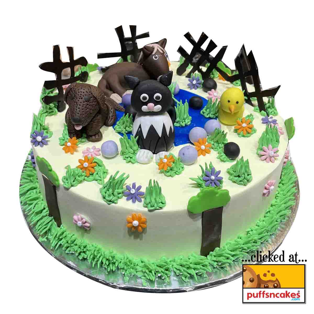 (1226) Animals Jungle Theme Semi Fondant Cake